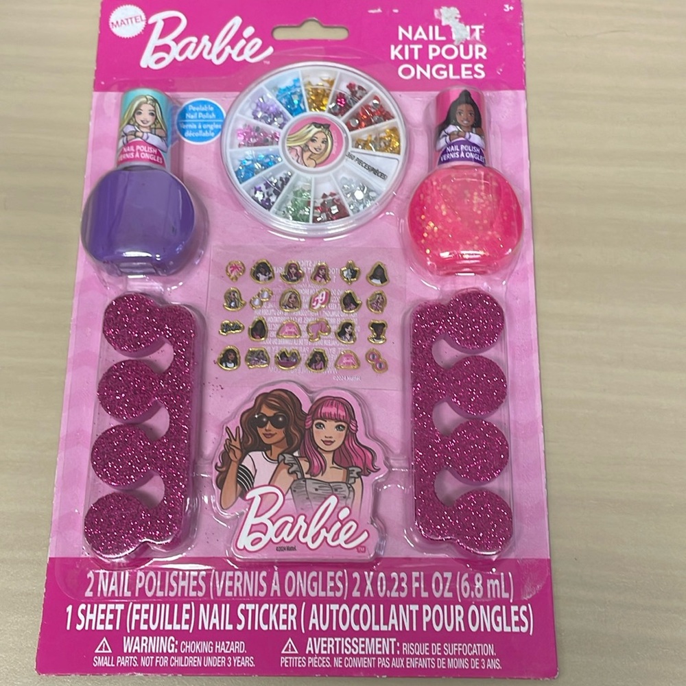 NWT Barbie Nail Kit Set Nail Polish Stickers Toe Spacers Mattel Gifts